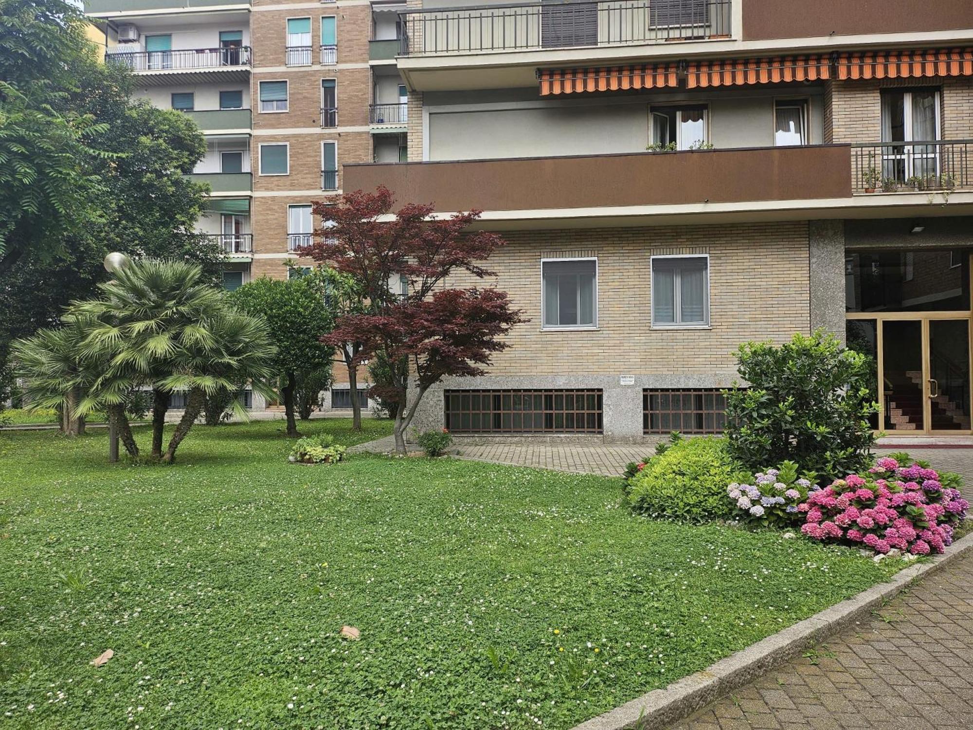Hbhall Linate Apartment Milán Exterior foto